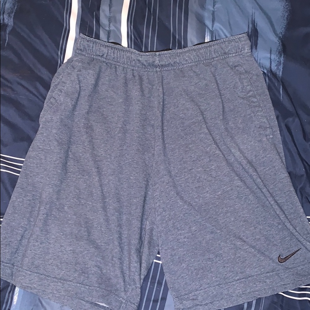 Men’s Nike Cloth Shorts
